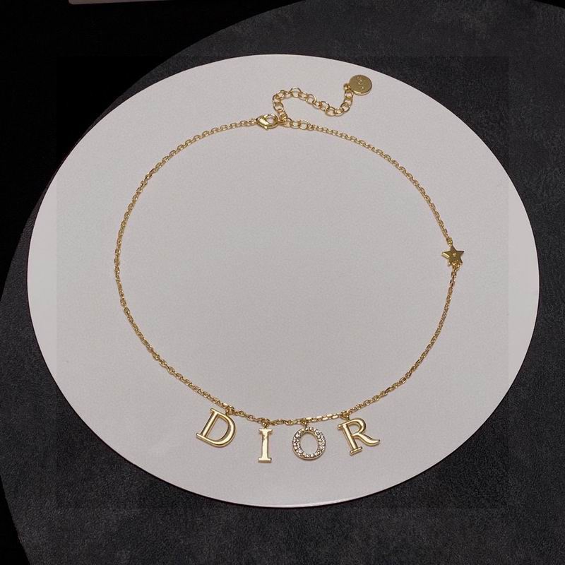 Dior Necklace 01lyr15